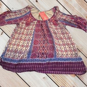 NWT Geometric Cold Shoulder Evereve Blouse